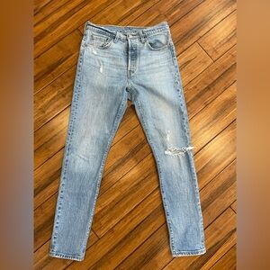 Women’s high-rise button fly 501 classic wedgie look skinny jeans size 28